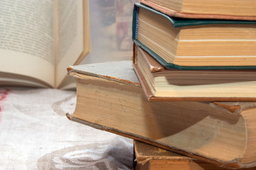 股票账户里的钱不买股票时可以干什么