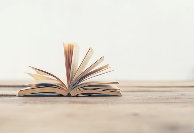 申请美国法学专业留学要满足哪些条件